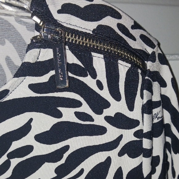 Michael Kors Black and White Crew Neck Short Sleeve Pull On Sheath Mini Dress S - Picture 2 of 16